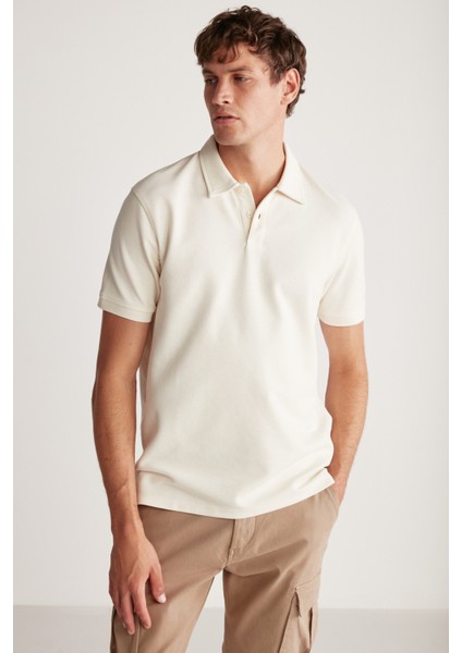 Laporte Erkek Dokulu Kumaşlı Slim Fit Ekru Polo Yaka T-Shirt fırsatları