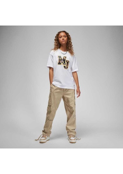 Jordan Short-Sleeve Graphic Tee Kadın T-Shirt FB5195