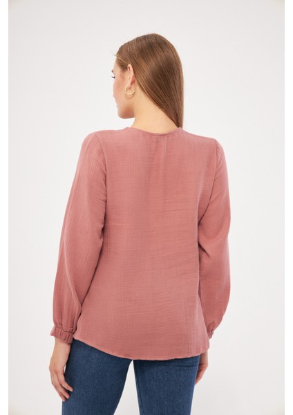 Kadın Müslin Kumaş Krem Kolu Lastikli Gömlek modelleri