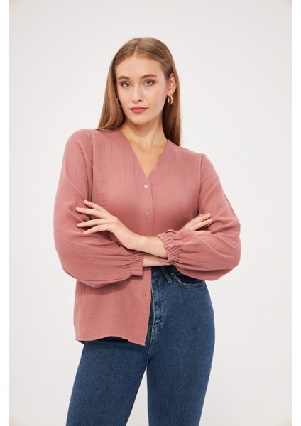 Kadın Müslin Kumaş Krem Kolu Lastikli Gömlek indirimleri