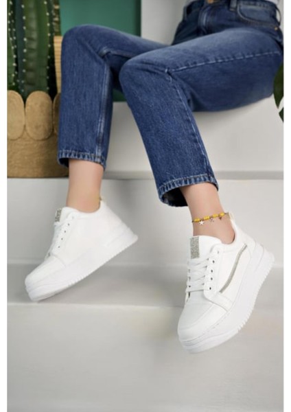 Bağcıklı Kadın Spor Ayakkabı-Beyaz