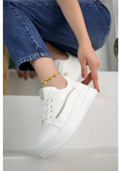 Bağcıklı Kadın Spor Ayakkabı-Beyaz fiyatları