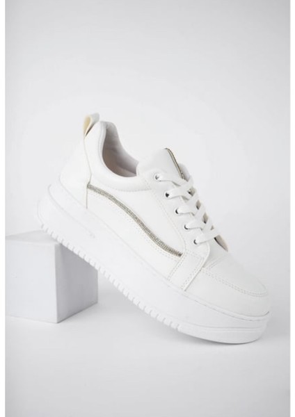 Bağcıklı Kadın Spor Ayakkabı-Beyaz fırsatları