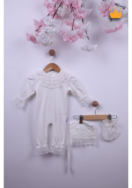 Babyhola %100 Pamuk Kız Bebek Şapkalı Eldivenli Güpürlü Bayramlık Şık Tulum 3658