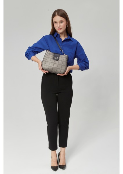 Kadın Üç Bölmeli Kilit Kapamalı Monogram El Omuz Çantası fiyatları