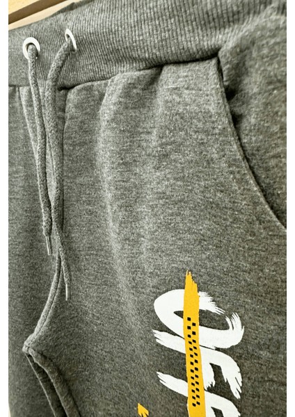 - Erkek Çocuk Ikili Takım Off-White Baskılı Tişört ve Eşofman Altı Takımı 3-11 Yaş fırsatları