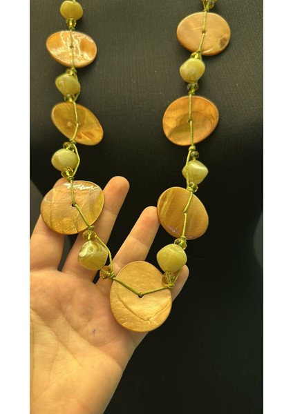 Sedef Boncuklu Taşlı Tasarım Kadın Kolye Boy 42 cm fiyatları