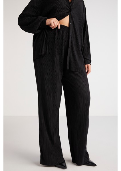 Suena Kadın Krinkle Varak Baskı Beli Lastikli Flare Siyah Büyük Beden Pantolon fiyatları