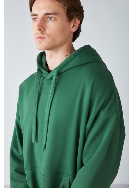 Steve Erkek Yumusaçık Kumaşlı Kapüşonlu Kordonlu Oversize Fit Yeşil Sweatshirt