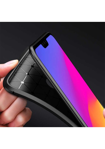 Huawei Honor Play Kılıf Darbe Emici Uzun Ömürlü Dayanıklı Parmak Izi Yapmaz Karbon Tasarım Negro Silikon Kılıf