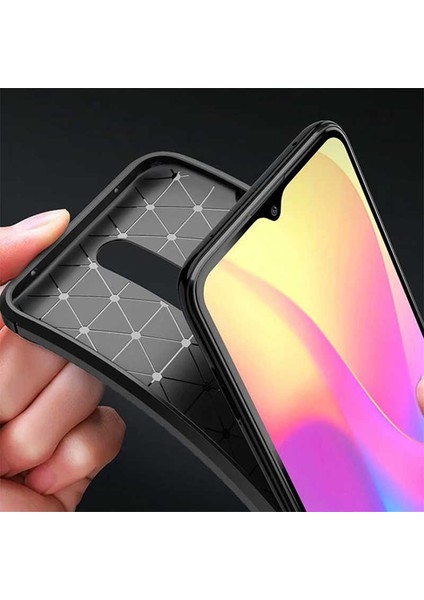 Xiaomi Redmi 8 Kılıf Darbe Emici Uzun Ömürlü Dayanıklı Parmak Izi Yapmaz Karbon Tasarım Negro Silikon Kılıf