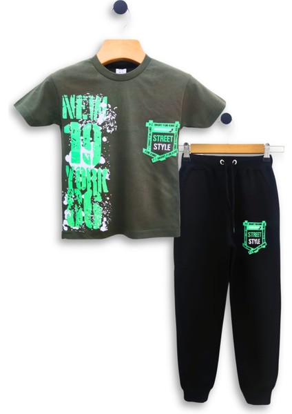 - Erkek Çocuk Tişört ve Eşofman Altı Takımı Cepli Lüks Ekonomik 3-11 Yaş