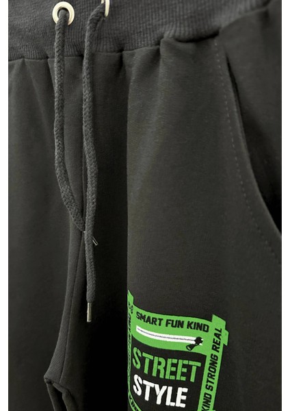 - Erkek Çocuk Tişört ve Eşofman Altı Takımı Cepli Lüks Ekonomik 3-11 Yaş fırsatları