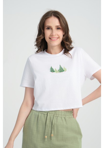 Crop Pine Forest %100 Pamuk Nakışlı T-Shirt Beyaz indirimleri