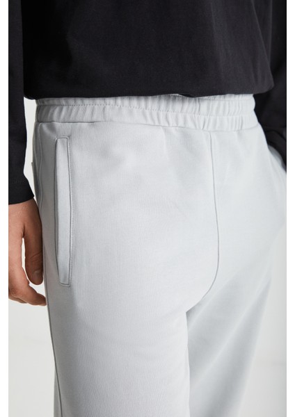 Bryce Erkek Relaxed Fit Rahat Kesim Beli Lastikli Premium Kumaş Açık Gri Eşofman Altı modelleri