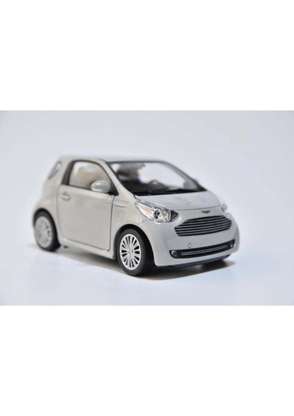 1/24 Aston Martin Cygnet