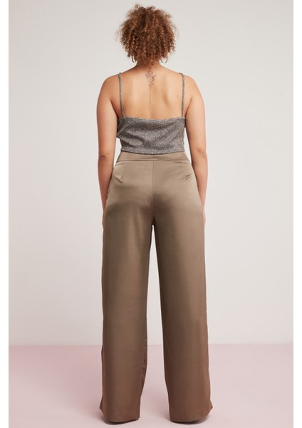 Soleil Kadın Saten Görünümlü Pilili Flare Vizon Büyük Beden Pantolon indirimleri