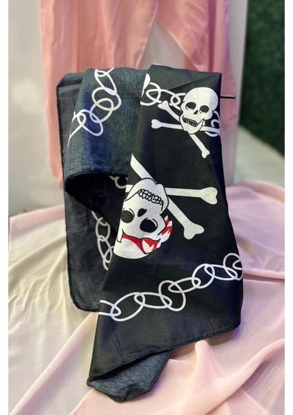 Siyah Renk Kurukafa Figürlü Bandana