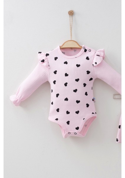 Şortlu Kalp Desenli 2'li Kız Bebek Takımı modelleri