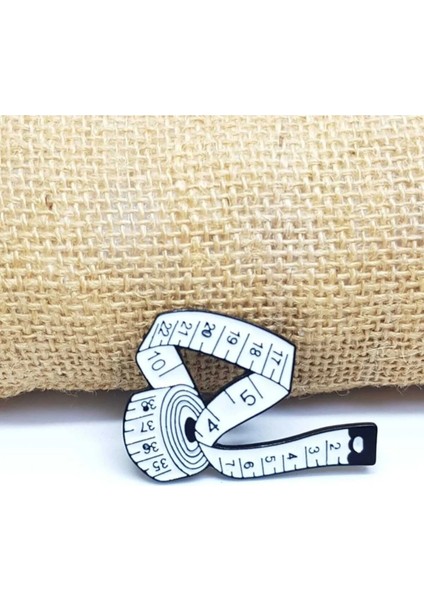 Mezura Rozet - Terzi Rozet. Büyük Ebatlı. Dikiş, Ölçüm, Ölçme.