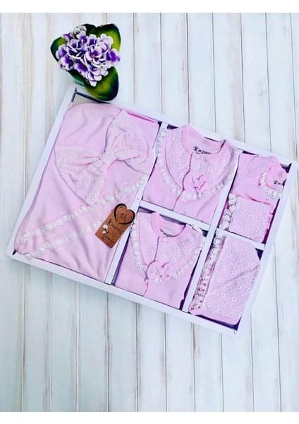 Dantelli Kız Bebek 10 Parça Kız Bebek Hastane Çıkışı Kutulu Pamuk fiyatları