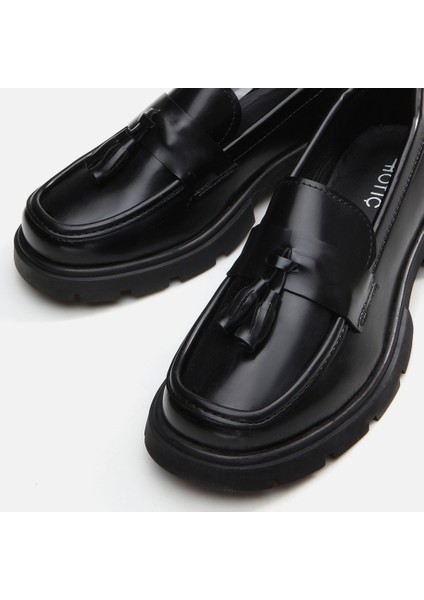 01AYH294850A100 SIYAH Kadın Loafer