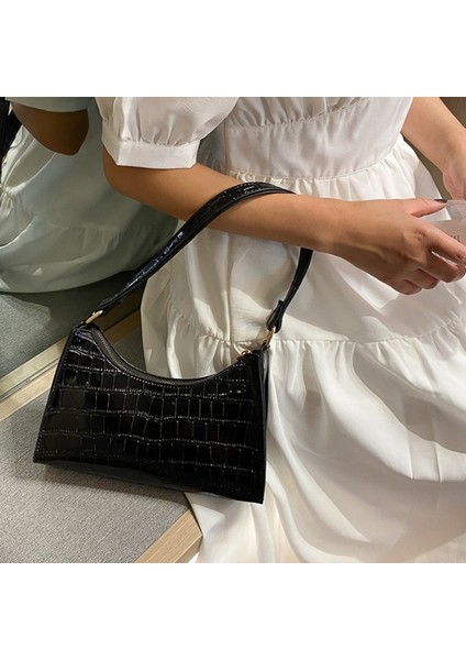 Bayan Alışveriş Çantaları Çanta Omuz Zinciri Koltuk Altı Kadın Küçük Kare Siyah (Yurt Dışından) fırsatları