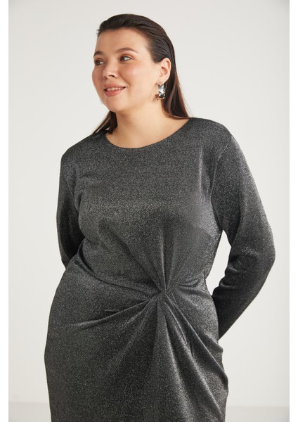 Andiebb Kadın Simli Kumaşlı Drape Detaylı Mini Gri Büyük Beden Elbise fiyatları