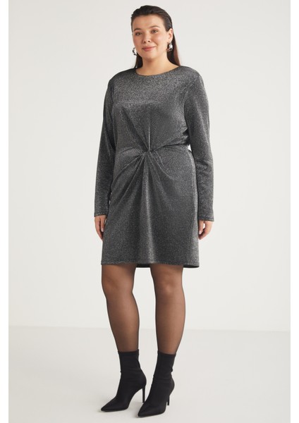 Andiebb Kadın Simli Kumaşlı Drape Detaylı Mini Gri Büyük Beden Elbise fırsatları