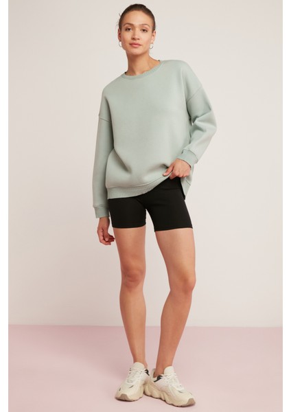 Brenda Kadın İçi Polarlı Yumuşacık Yuvarlak Yaka Kaşkorse Detaylı Oversize Mint Yeşil Sweatshirt