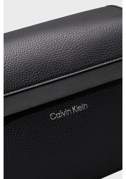 Calvin Klein Logolu Fermuarlı Çanta K50K512521BEH Erkek Çanta K50K512521 Beh