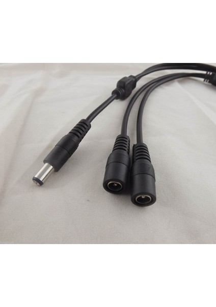 1 Adet Dc Güç 1 Erkek Fiş 2 Dişi Jak Kablosu Ayırıcı 5.5x2.1mm Adaptör Cctv 30 cm (Yurt Dışından) fiyatları