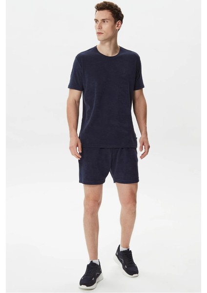 Pamuklu Bisiklet Yaka Standart Fit T Shirt Erkek T Shirt V35004T 4nv fiyatları