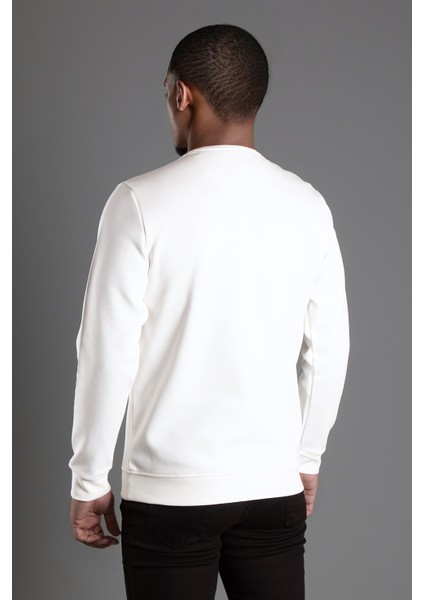 Erkek Beyaz Sıfır Yaka Dokulu Kazak indirimleri