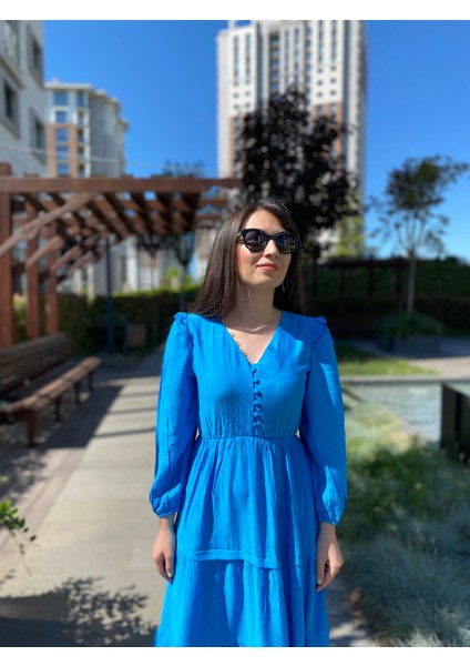 Mavi Uzun Kollu Önü Düğme Detaylı Astarlı Midi Elbise