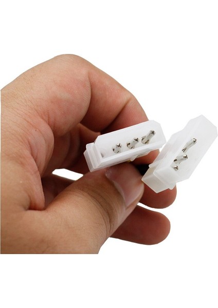 8pin'den 2 x 4pin'e Güç Kablosu 4 Pin'den 8 Pin'e Pcı-E Grafik Kartı Güç Kablosu Fabrikadan 4pin'den 8pin'e Güç Kablosu (Yurt Dışından) modelleri