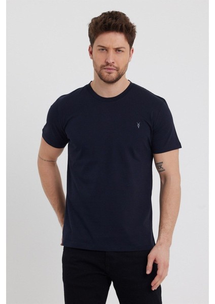 Erkek Lacivert Slim Fit Bisiklet Yaka %100 Pamuk Kısa Kollu Tişört - Lacivert