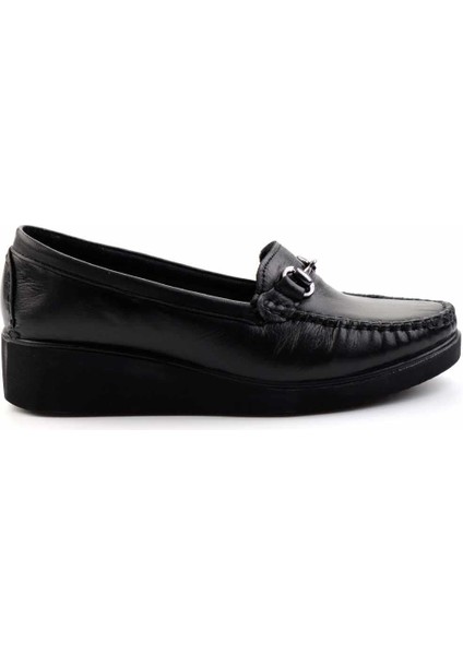 Siyah Kadın Loafer Ayakkabı K01218009003