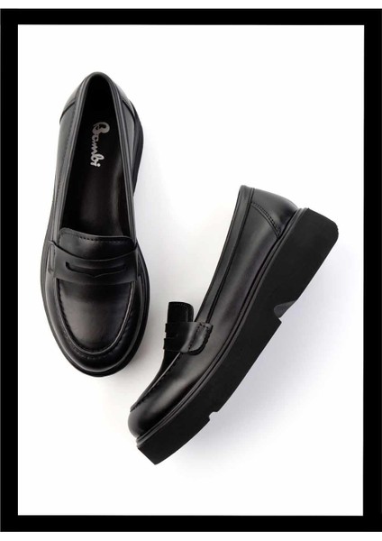 Siyah Kadın Loafer Ayakkabı K01257068009