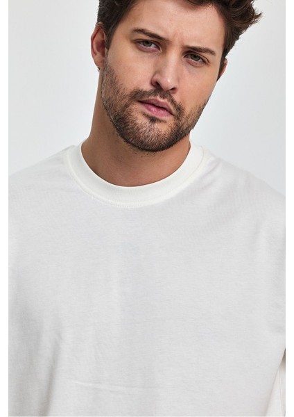 Erkek Oversize Fit Kalın Kumaş Dokulu Bisiklet Yaka T-Shirt - Ekru