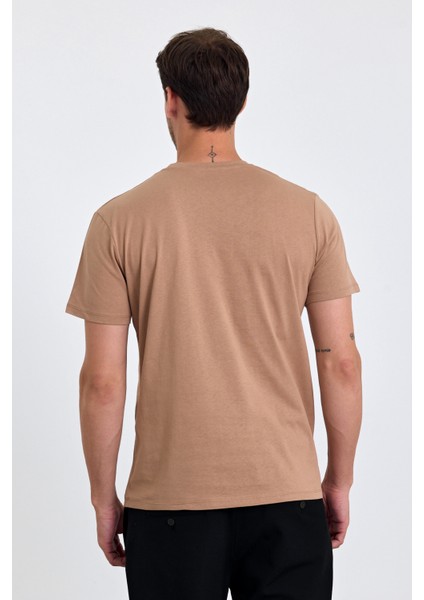 Erkek Slim Fit Pamuk Bisiklet Yaka Basic Tişört Karamel
