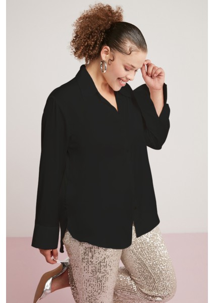Uliana Kadın Likralı Saten Kumaşlı Kol Manşetli Siyah Büyük Beden Gömlek modelleri