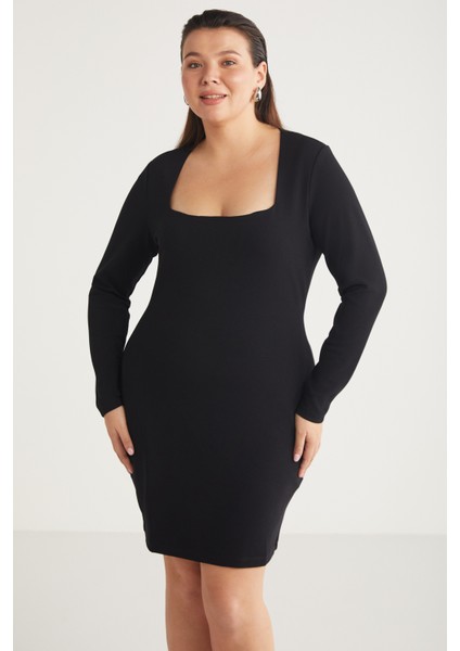 Bessiebb Kadın Kare Yaka Vücudu Tamamen Saran Mini Siyah Büyük Beden Elbise