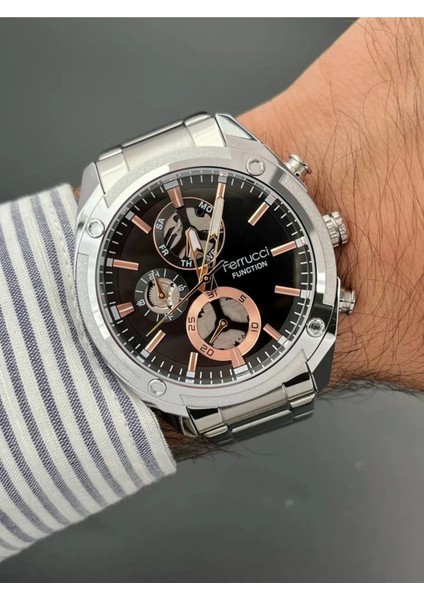 Silver Renk Çelik Fonksiyonlu Takvimli Spor Model Erkek Kol Saati