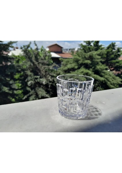 2 Adet 300 ml Polikarbon Plastik - 4 Adet 180 ml Çerezlik Polikarbon Plastik indirimleri