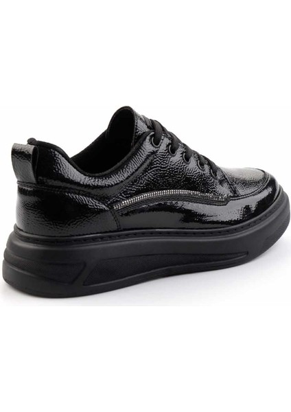 Siyah Kırışık Rugan Kadın Sneaker K01566004608 fırsatları