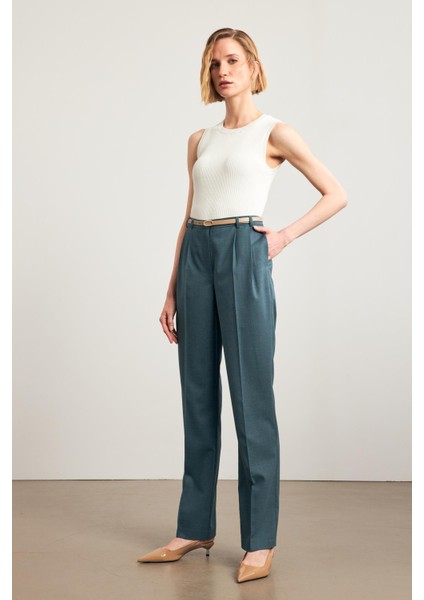 Petrol Kemerli Pile Detaylı Rahat Kesim Pantolon fırsatları