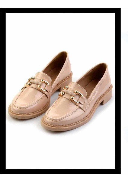 Bej Kırışık Rugan Kadın Loafer Ayakkabı K01474091308