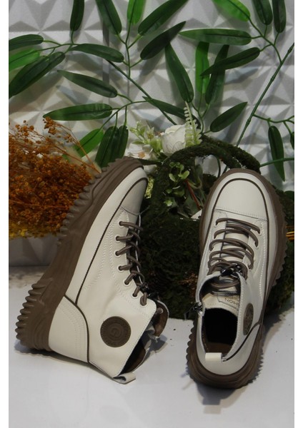 Fort Guja 24K310-13 Bej Ürün Yumuşak Esnek Kaymaz Taban Kadın Bot indirimleri