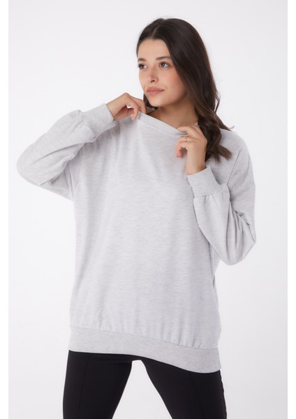 Düz Bisiklet Yaka Kadın Gri Manşetli Sweatshirt - 26046